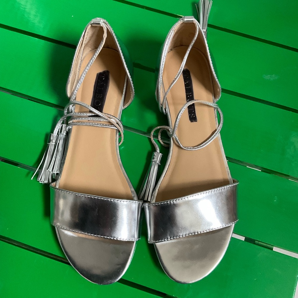 Talbots Keri Ankle Wrap Tassel Open sandal Size 6